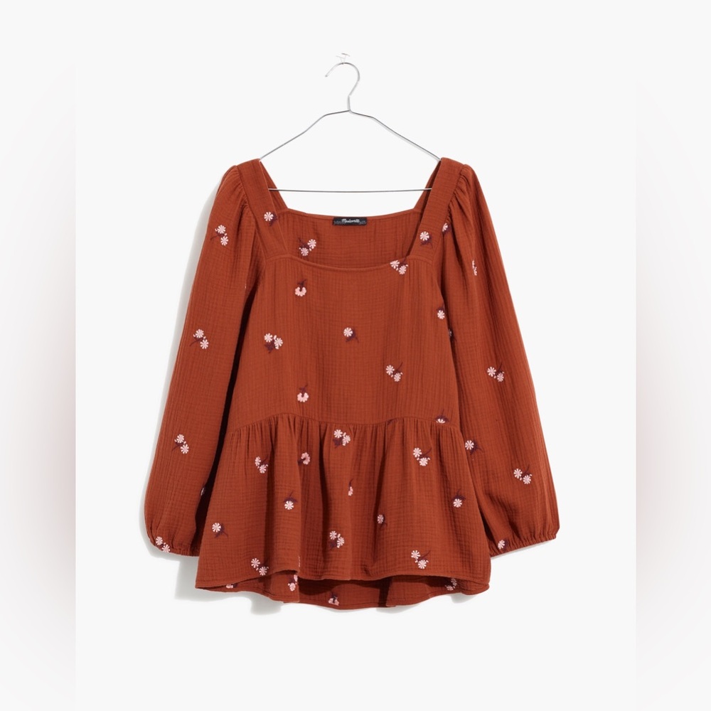 Madewell Amie Floral Embroidered Lightspun Puff-Sleeve Peplum Top in Maple Syrup